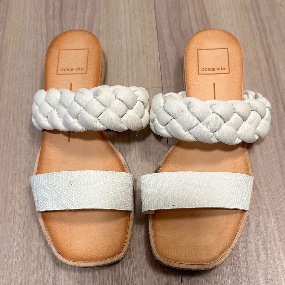 Dolce vita sandals
